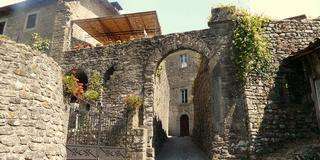 Lunigiana - Casola in Lunigiana - Porta del Borgo